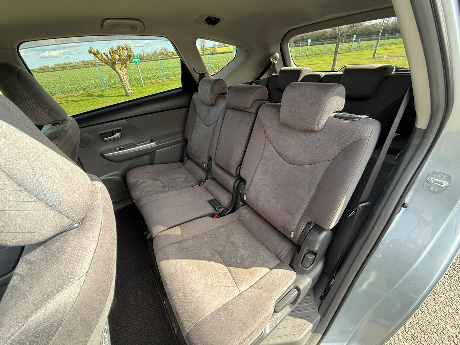 Used Toyota Prius+ 2012 for sale - 78027439: Photo 26