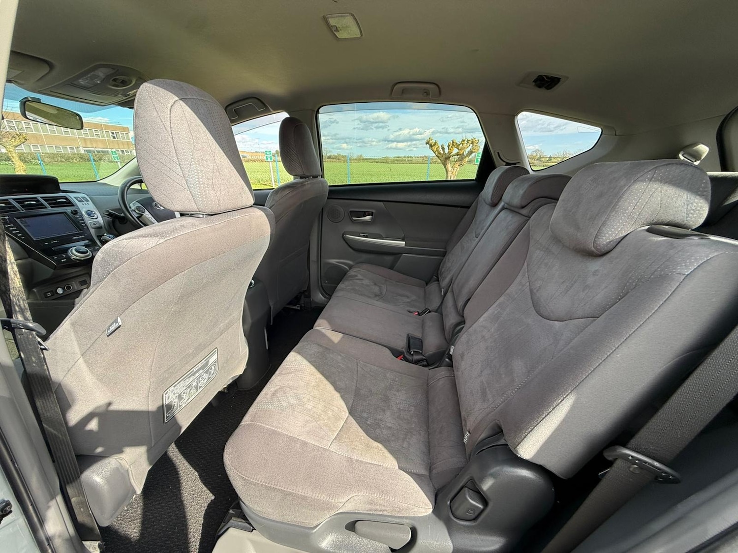 Used Toyota Prius+ 2012 for sale - 78027439: Photo 27