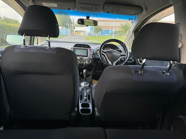 Used Honda Jazz 2011 for sale - 73167294: Photo 25