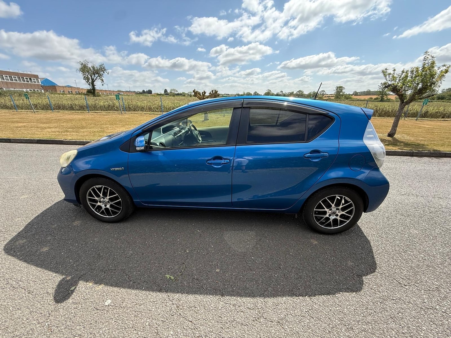 Used Toyota Aqua 2025 for sale - 76971141: Photo 13