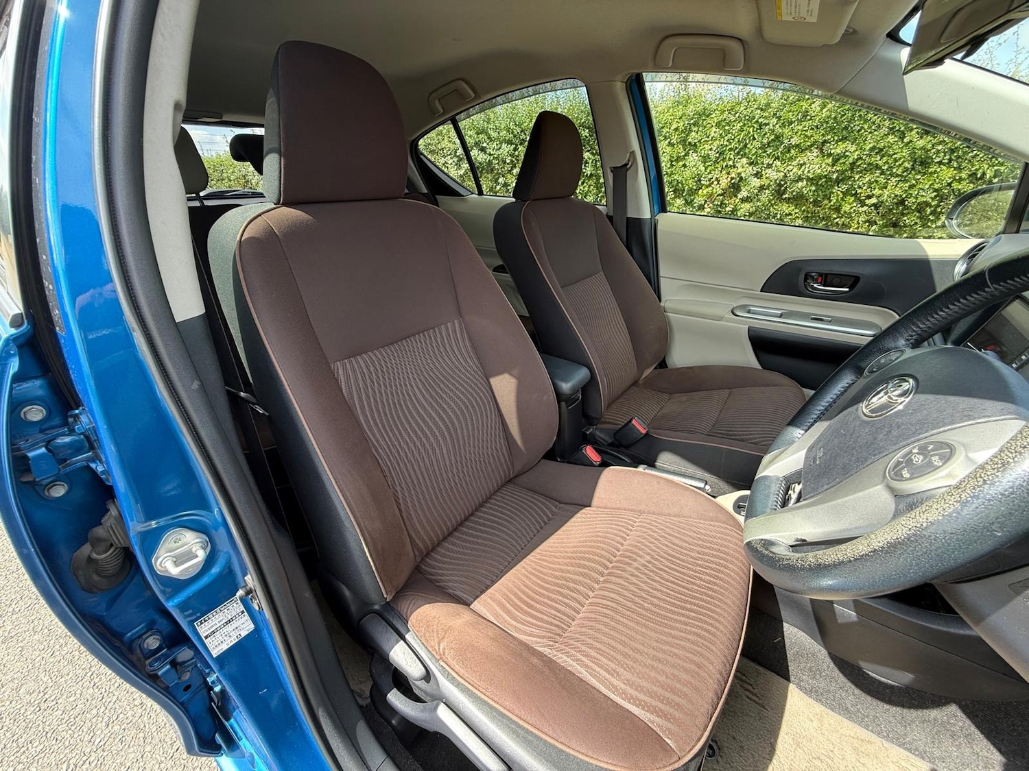 Used Toyota Aqua 2025 for sale - 76971141: Photo 16