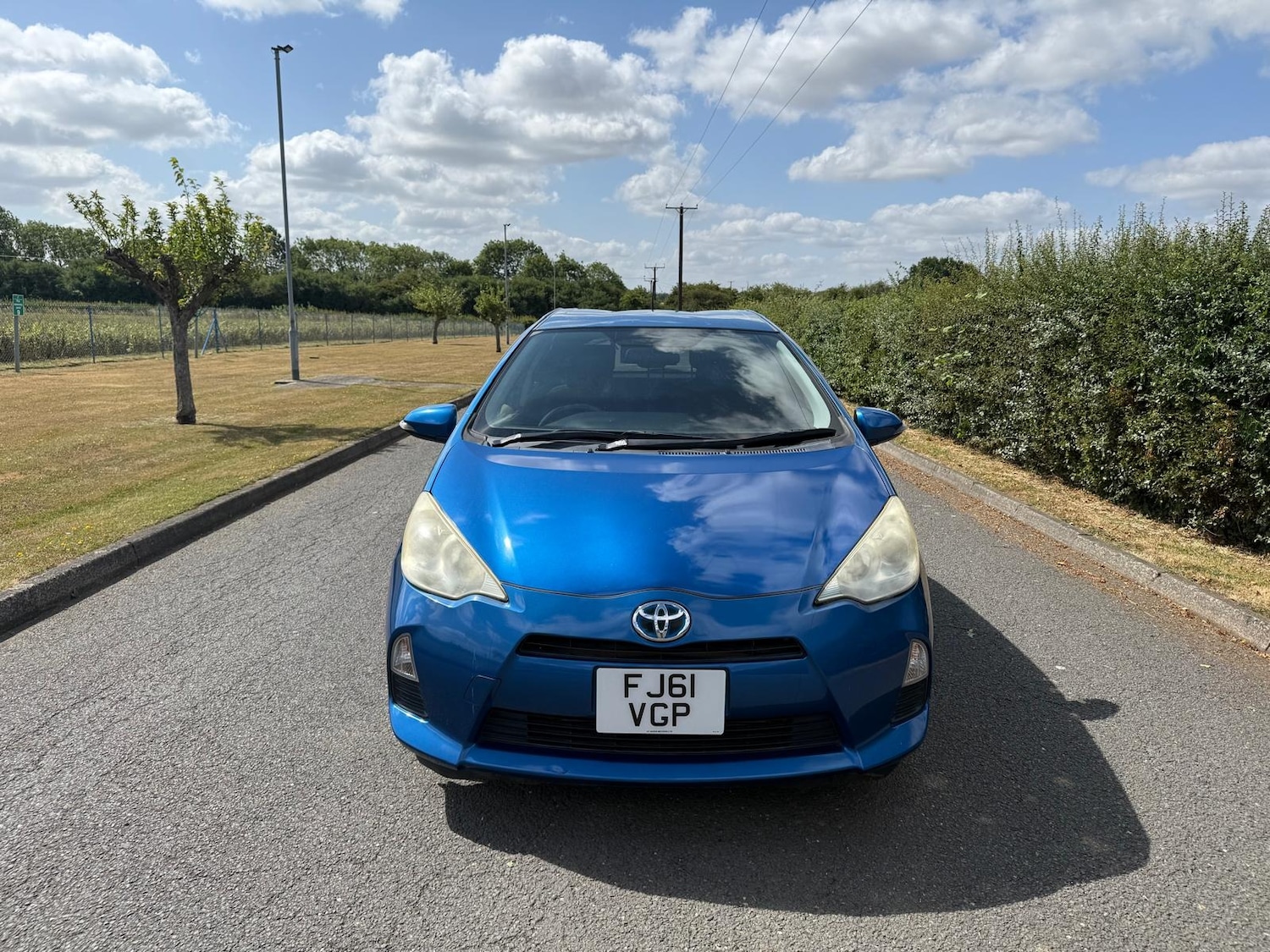 Used Toyota Aqua 2025 for sale - 76971141: Photo 2