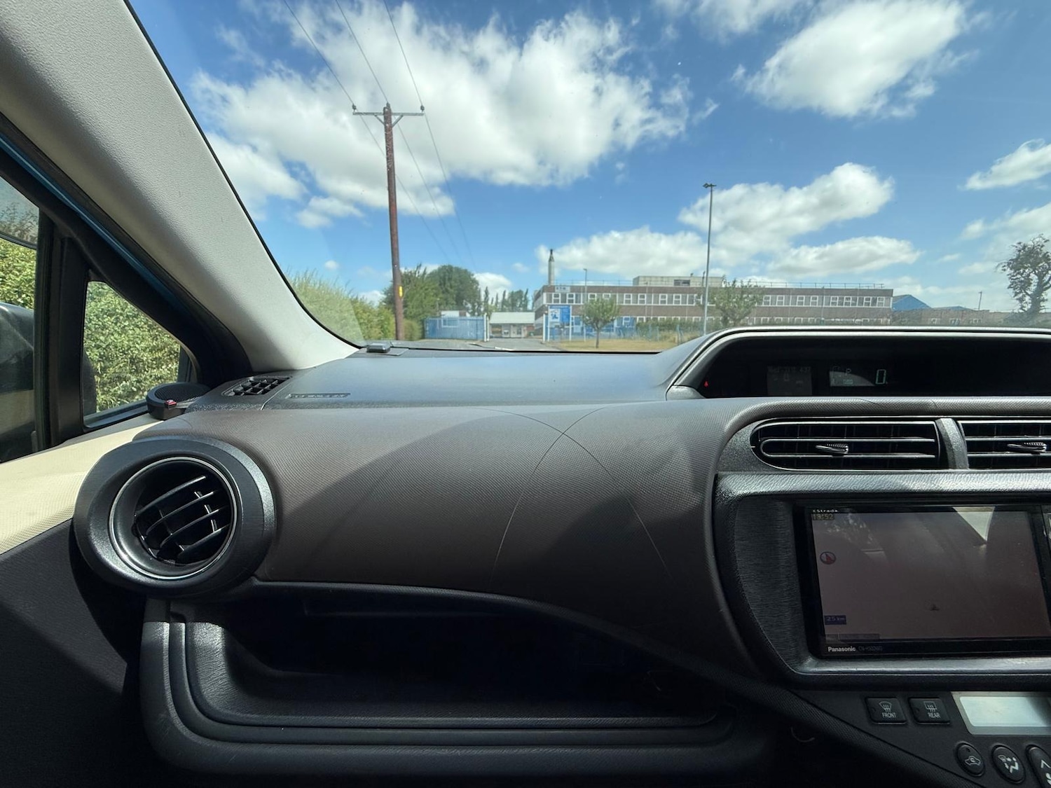 Used Toyota Aqua 2025 for sale - 76971141: Photo 26