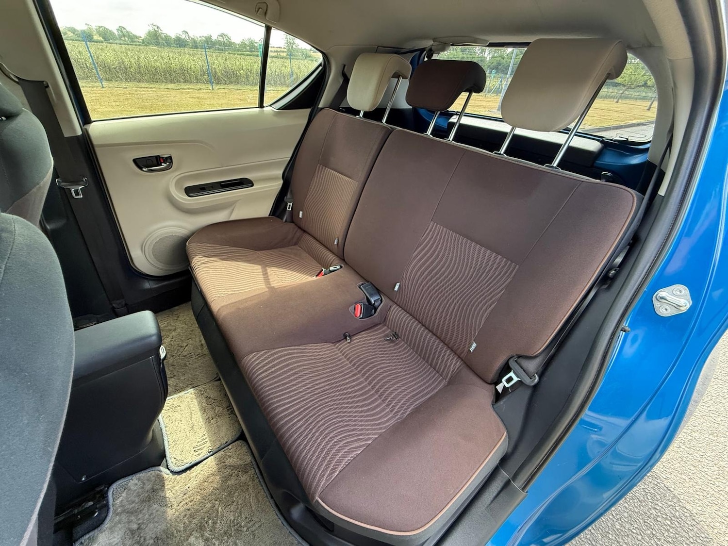 Used Toyota Aqua 2025 for sale - 76971141: Photo 27