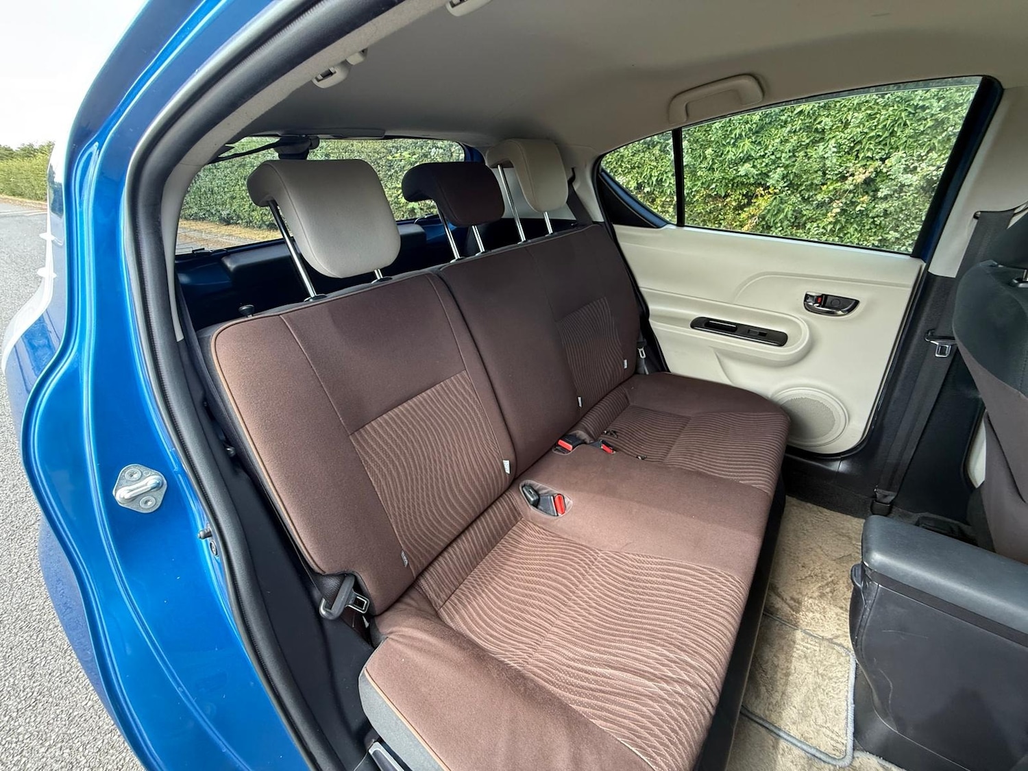 Used Toyota Aqua 2025 for sale - 76971141: Photo 29