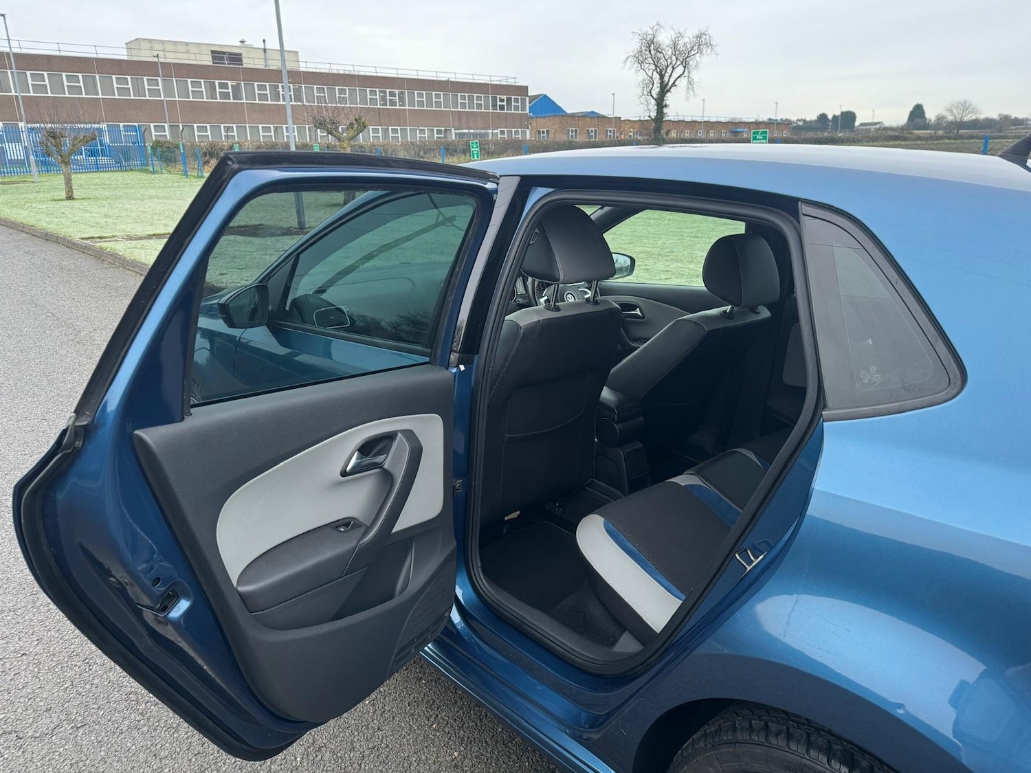 Used Volkswagen Polo 2024 for sale - 76449708: Photo 30