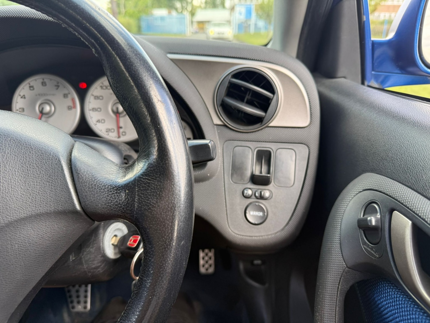 Vehicle 29