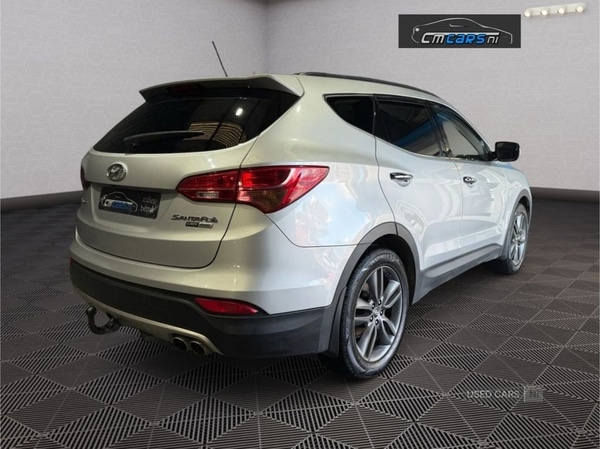 Used Hyundai Santa Fe 2014 for sale - 76702928: Photo 3