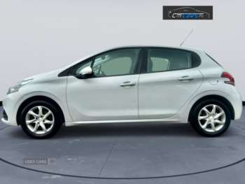 Used Peugeot 208 2015 for sale - 75052289: Photo
