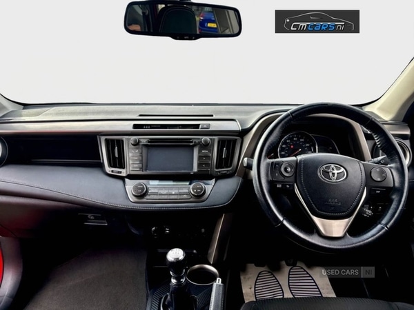 Used Toyota RAV4 2015 for sale - 76500412: Photo 9