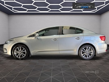 Used Toyota Avensis 2015 for sale - 76634632: Photo