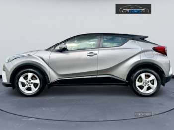 Used Toyota C-HR 2017 for sale - 74895884: Photo