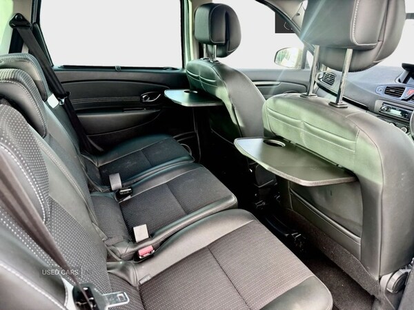 Used Renault Scenic 2012 for sale - 77372076: Photo 9