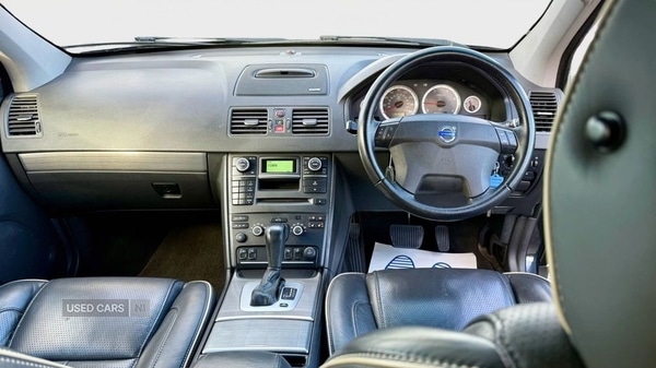 Used Volvo XC90 2011 for sale - 77041459: Photo 10