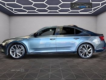 Used Skoda Superb 2017 for sale - 76646505: Photo