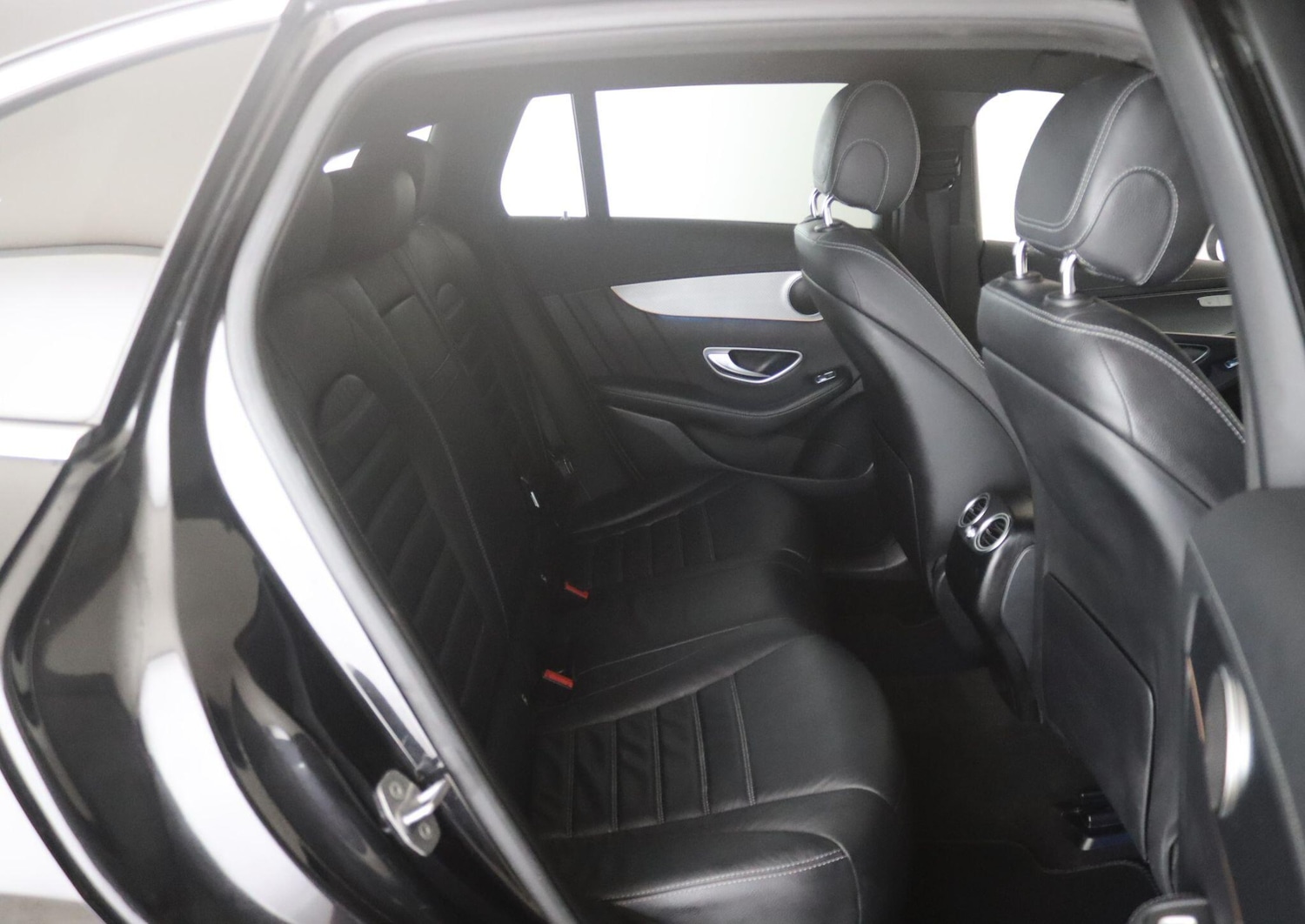 Used Mercedes-Benz EQC 2020 for sale - 77646767: Photo 15