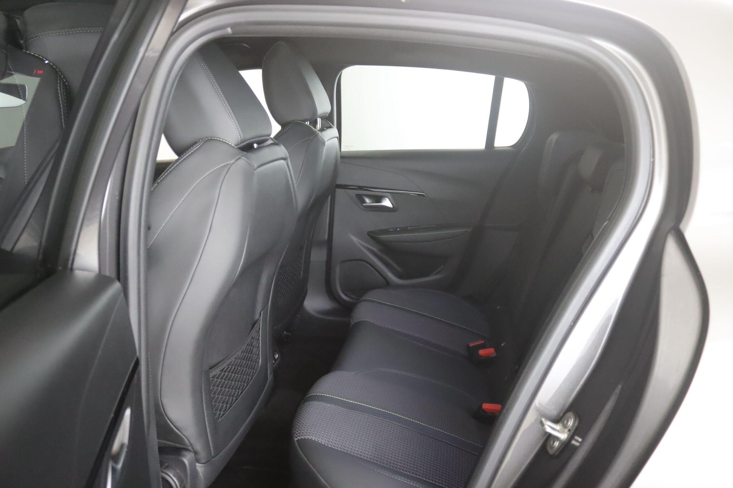 Used Peugeot 208 2023 for sale - 77345335: Photo 12