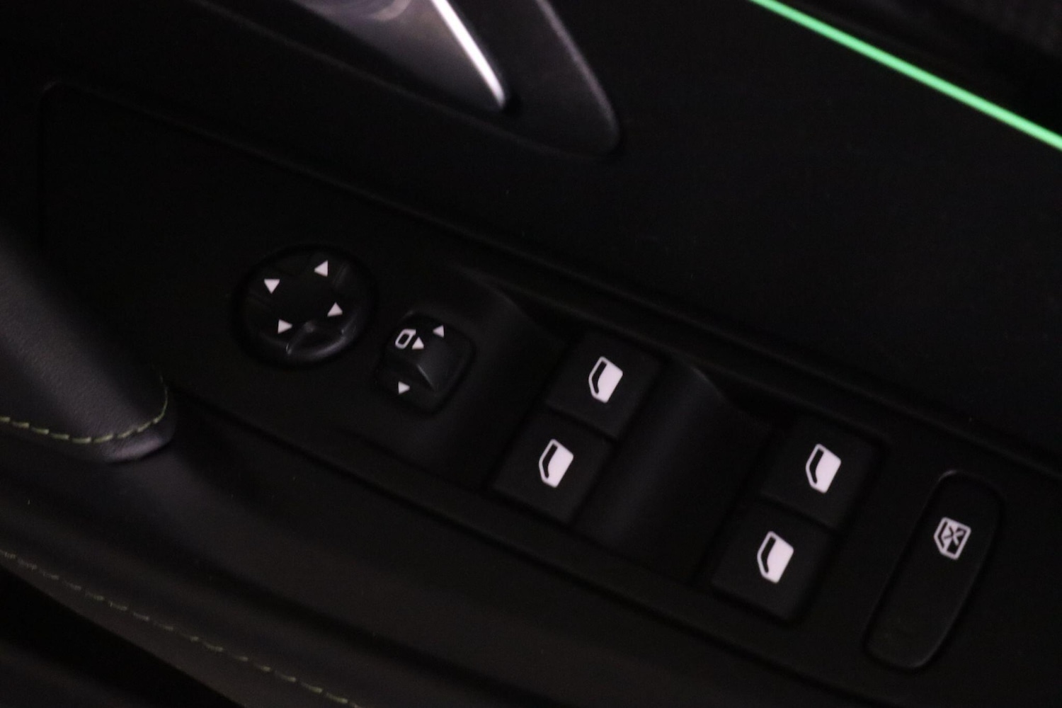 Used Peugeot 208 2023 for sale - 77345335: Photo 17