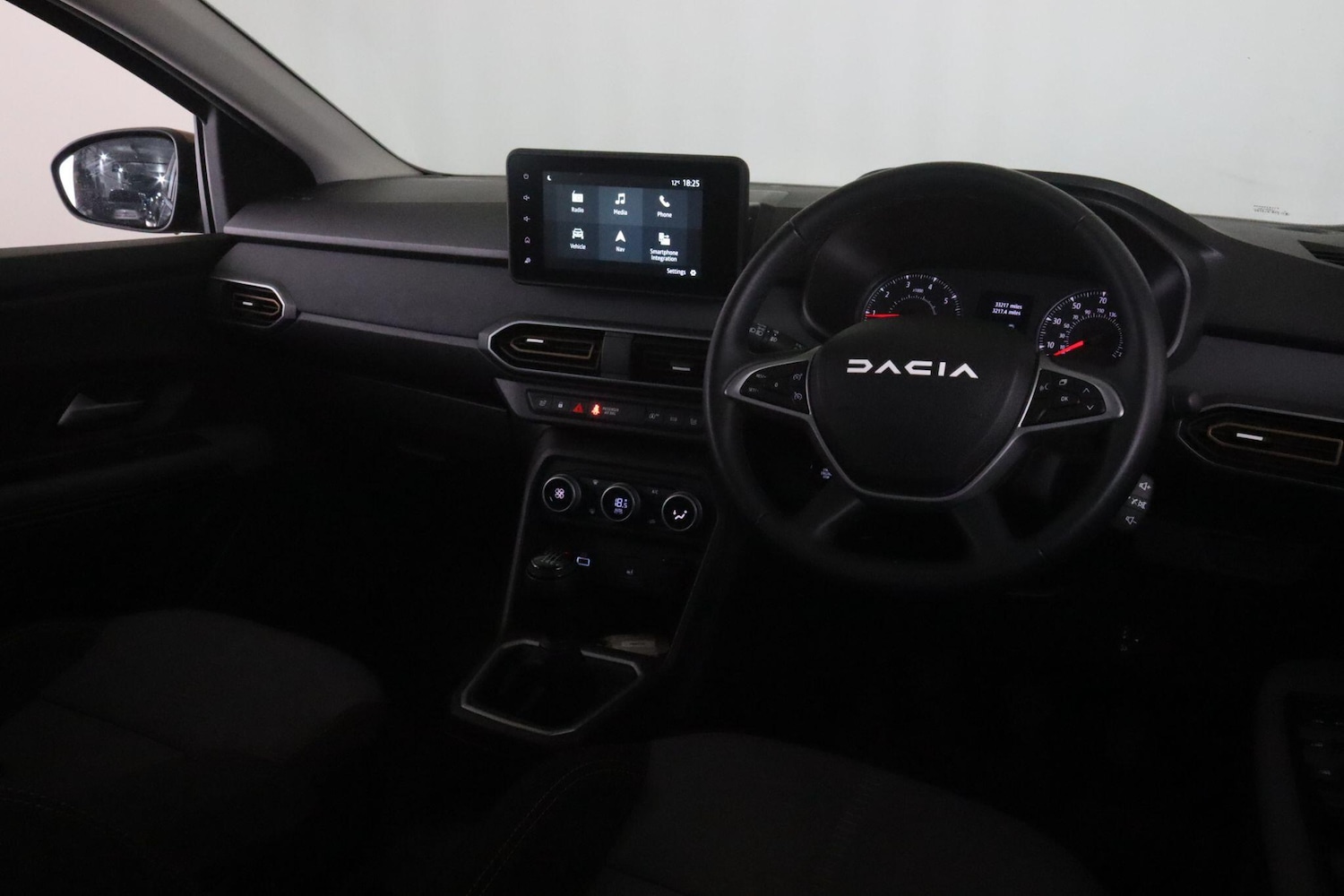 Used Dacia Sandero Stepway 2023 for sale - 76887071: Photo 13