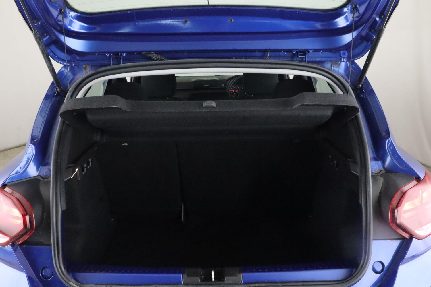 Used Dacia Sandero 2021 for sale - 76283172: Photo 12