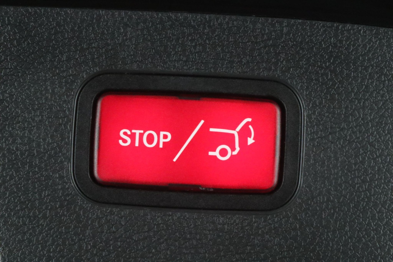 Used Mercedes-Benz GLA 2020 for sale - 76409601: Photo 14