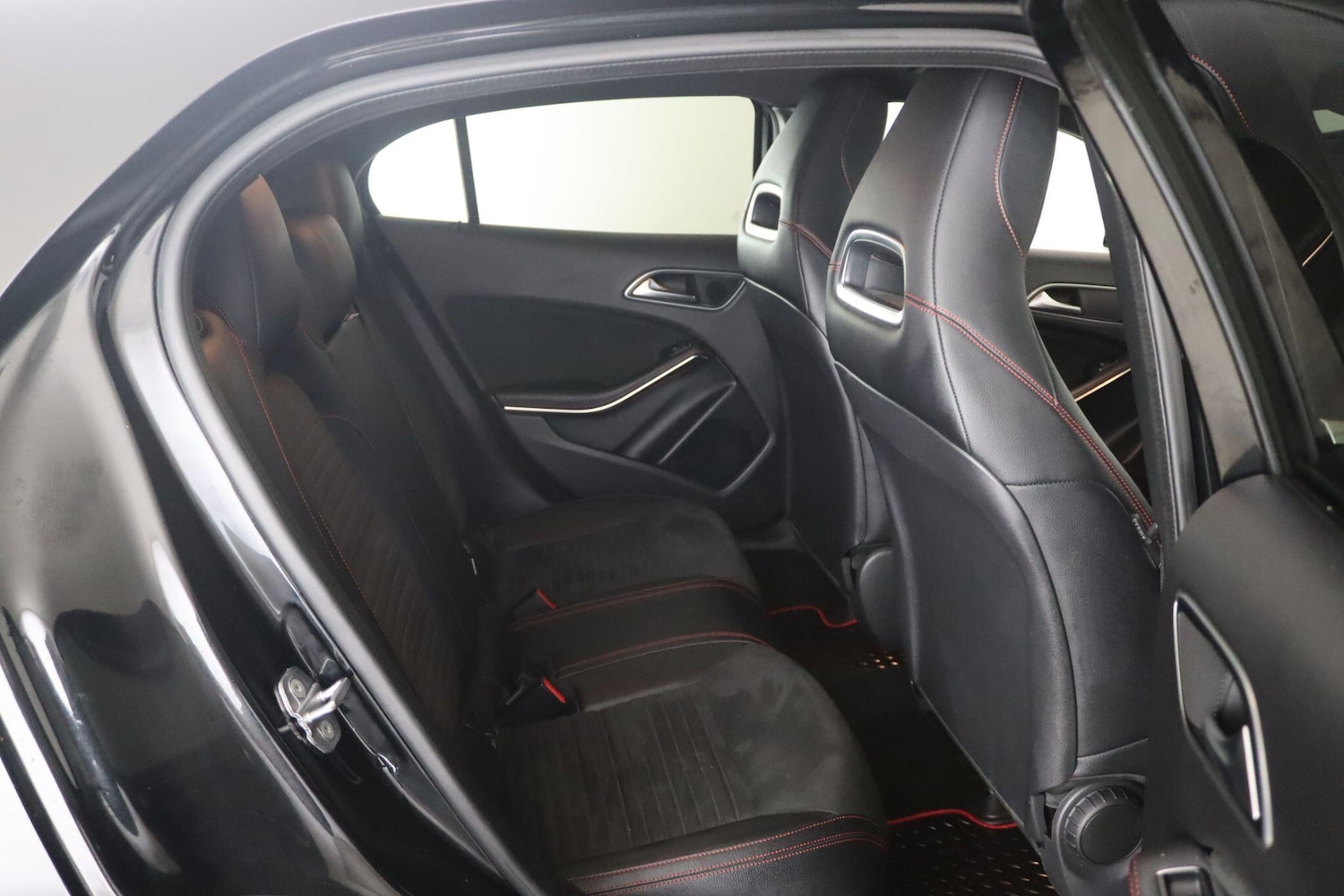 Used Mercedes-Benz GLA 2020 for sale - 76409601: Photo 15