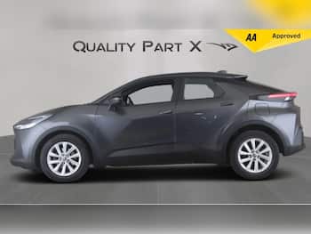 Used Toyota C-HR 2024 for sale - 79425688: Photo