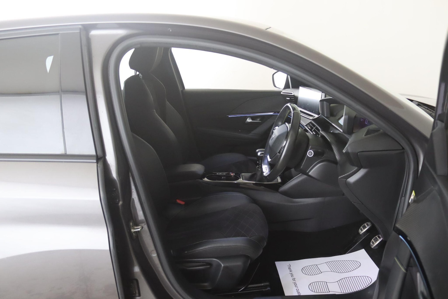 Used Peugeot 208 2022 for sale - 77254888: Photo 15