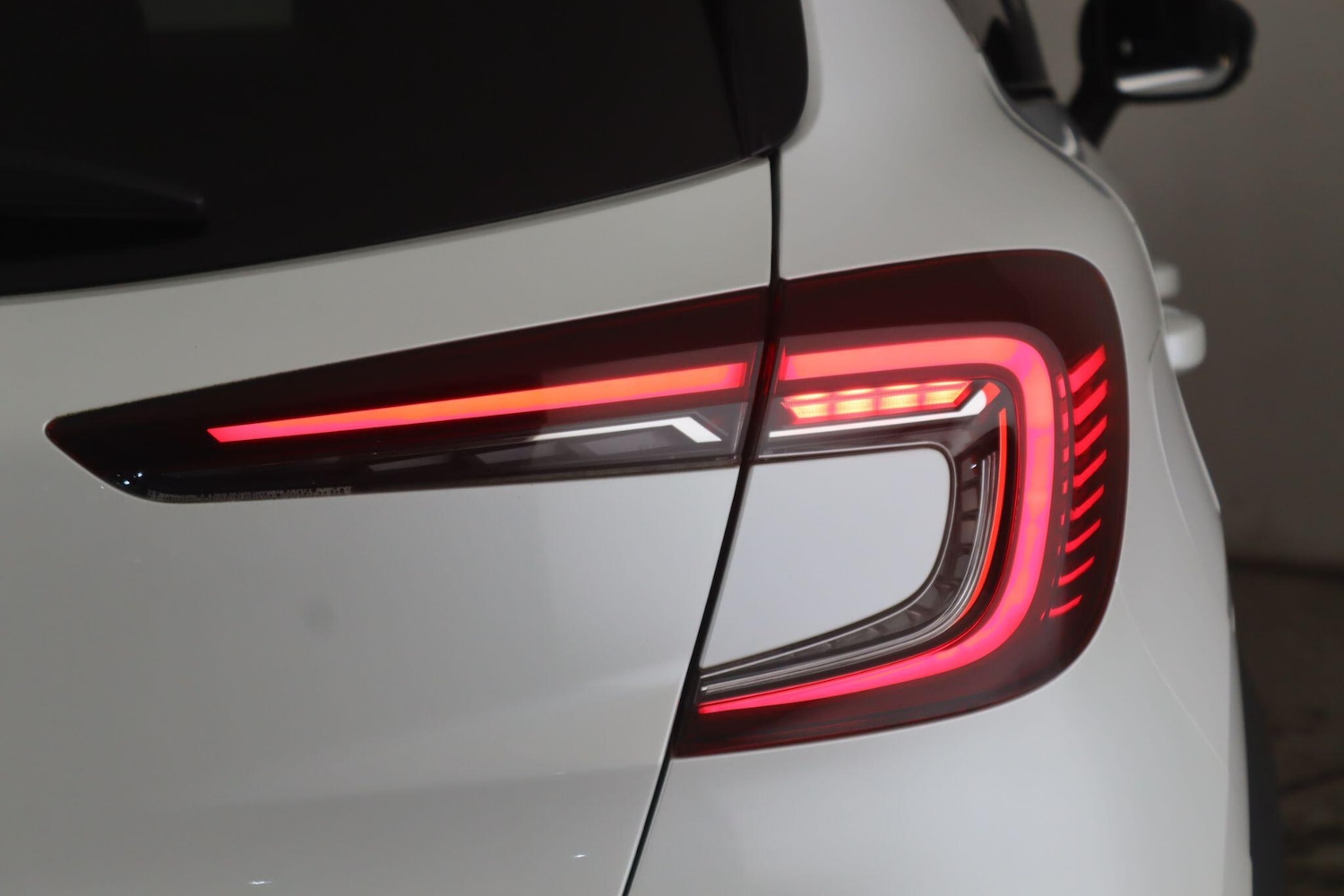 Used Renault Captur 2023 for sale - 76512096: Photo 11