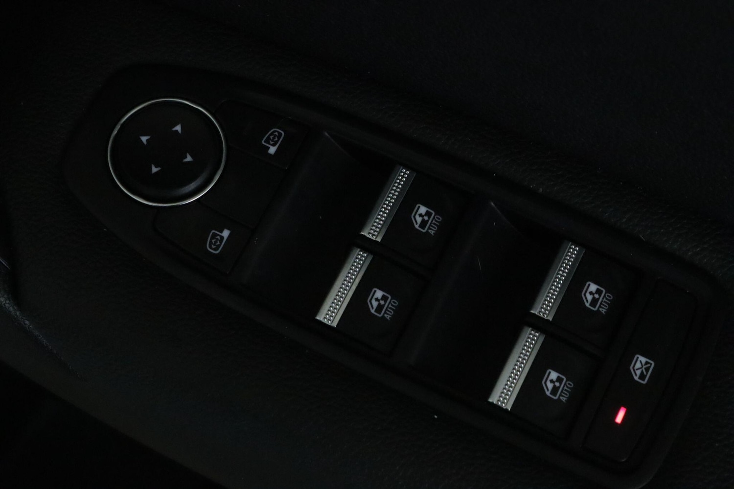 Used Renault Captur 2023 for sale - 76512096: Photo 16