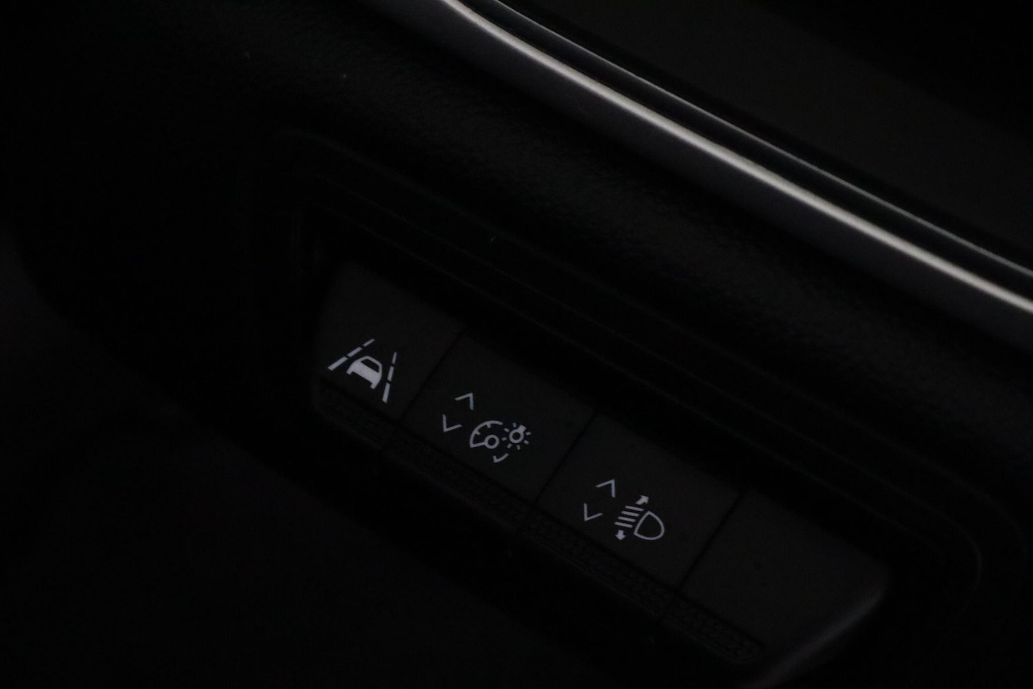 Used Renault Captur 2023 for sale - 76512096: Photo 17