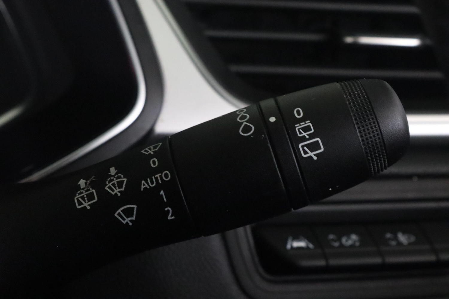 Used Renault Captur 2023 for sale - 76512096: Photo 20