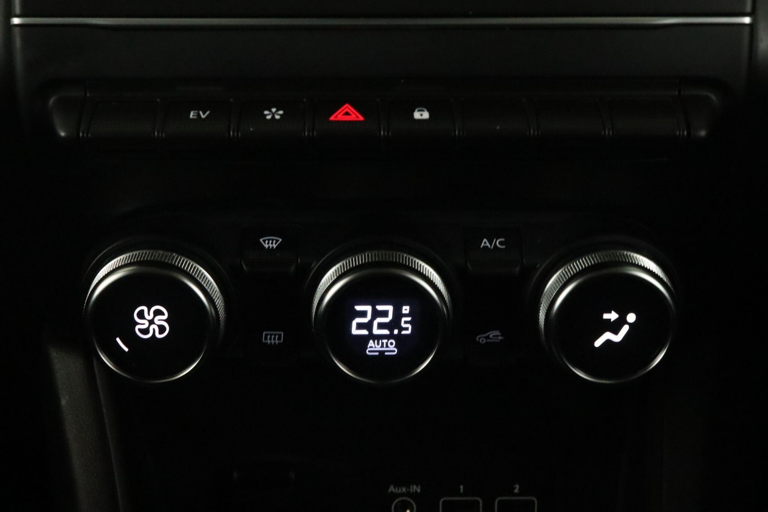 Used Renault Captur 2023 for sale - 76512096: Photo 24