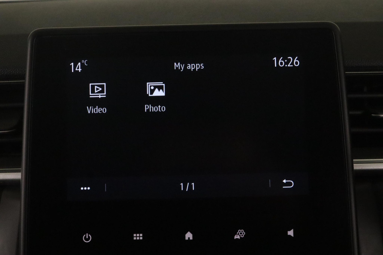 Used Renault Captur 2023 for sale - 76512096: Photo 29