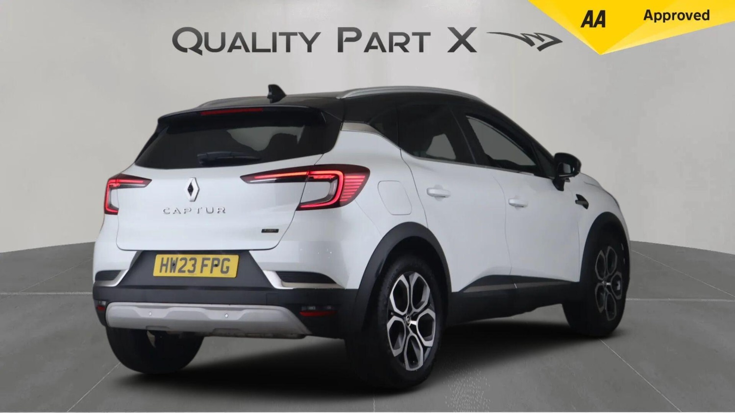 Used Renault Captur 2023 for sale - 76512096: Photo 8