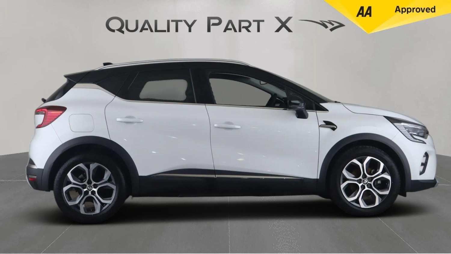 Used Renault Captur 2023 for sale - 76512096: Photo 9