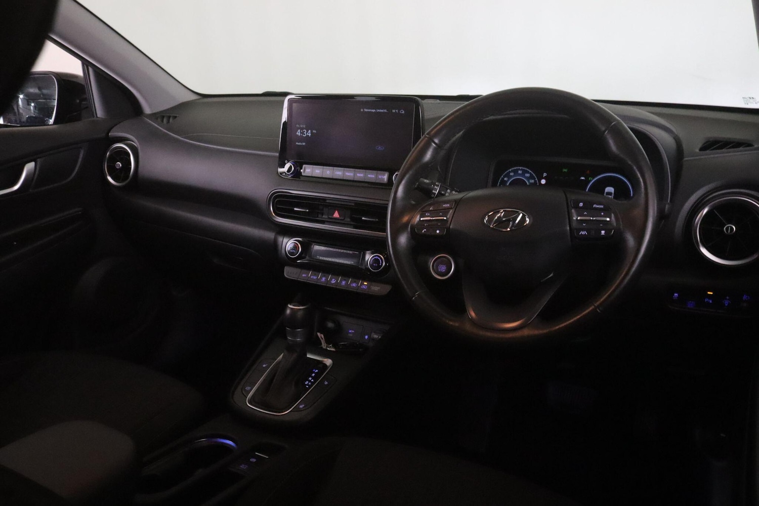 Used Hyundai KONA 2023 for sale - 76899232: Photo 16