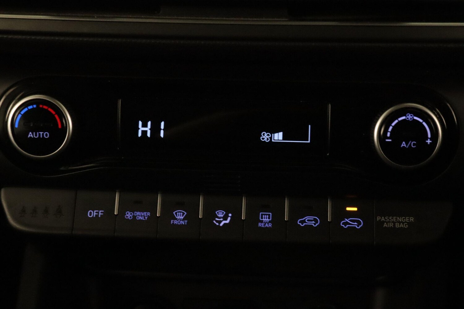 Used Hyundai KONA 2023 for sale - 76899232: Photo 24