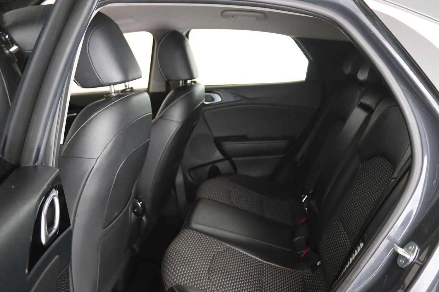 Used Kia XCeed 2023 for sale - 76060339: Photo 12