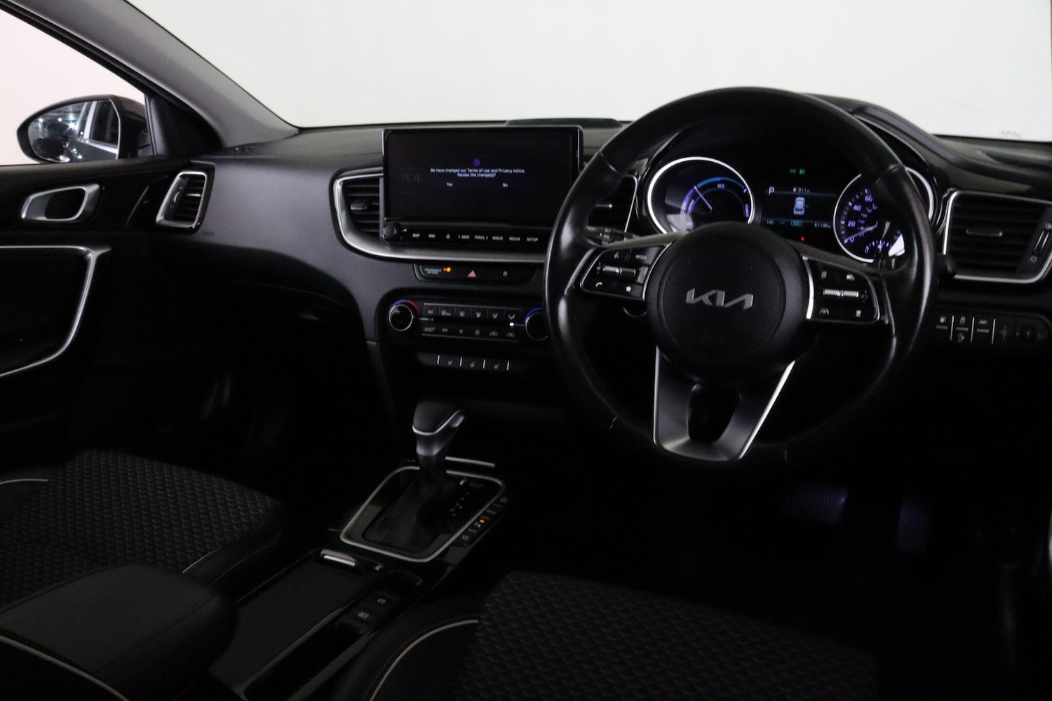 Used Kia XCeed 2023 for sale - 76060339: Photo 15