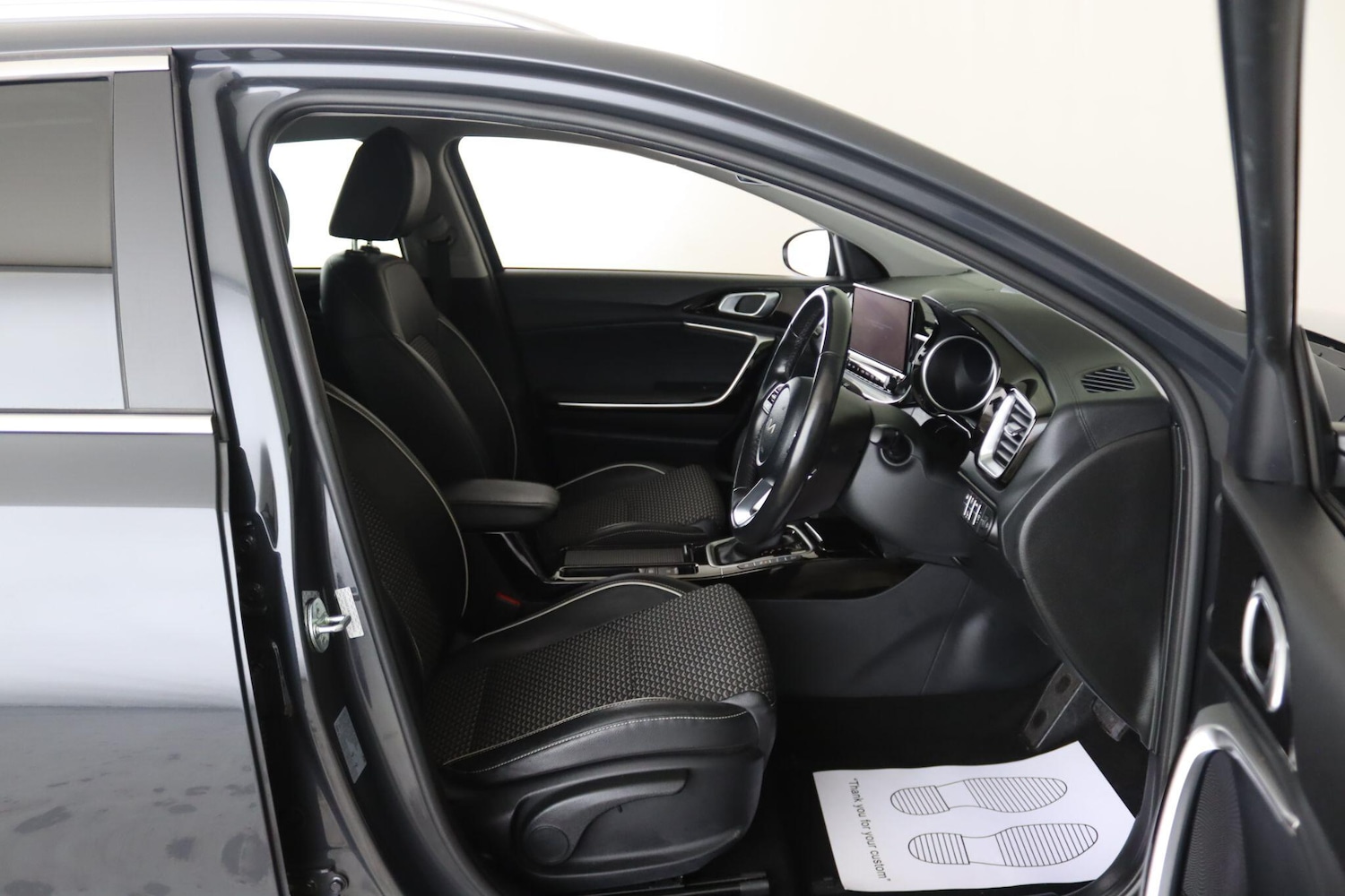 Used Kia XCeed 2023 for sale - 76060339: Photo 16