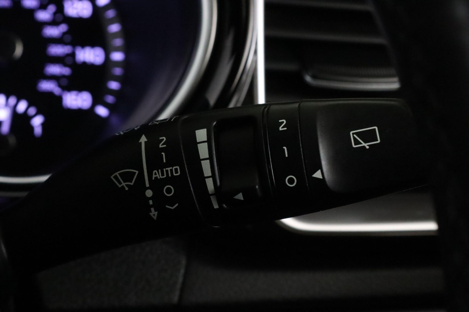 Used Kia XCeed 2023 for sale - 76060339: Photo 19