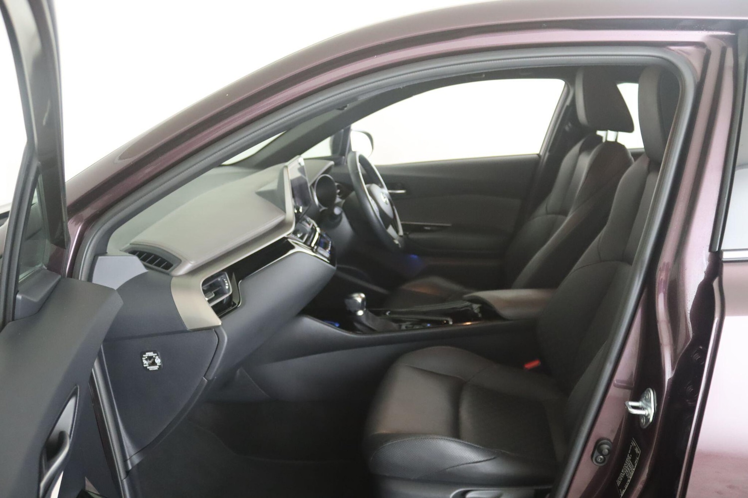 Used Toyota C-HR 2022 for sale - 77016699: Photo 12