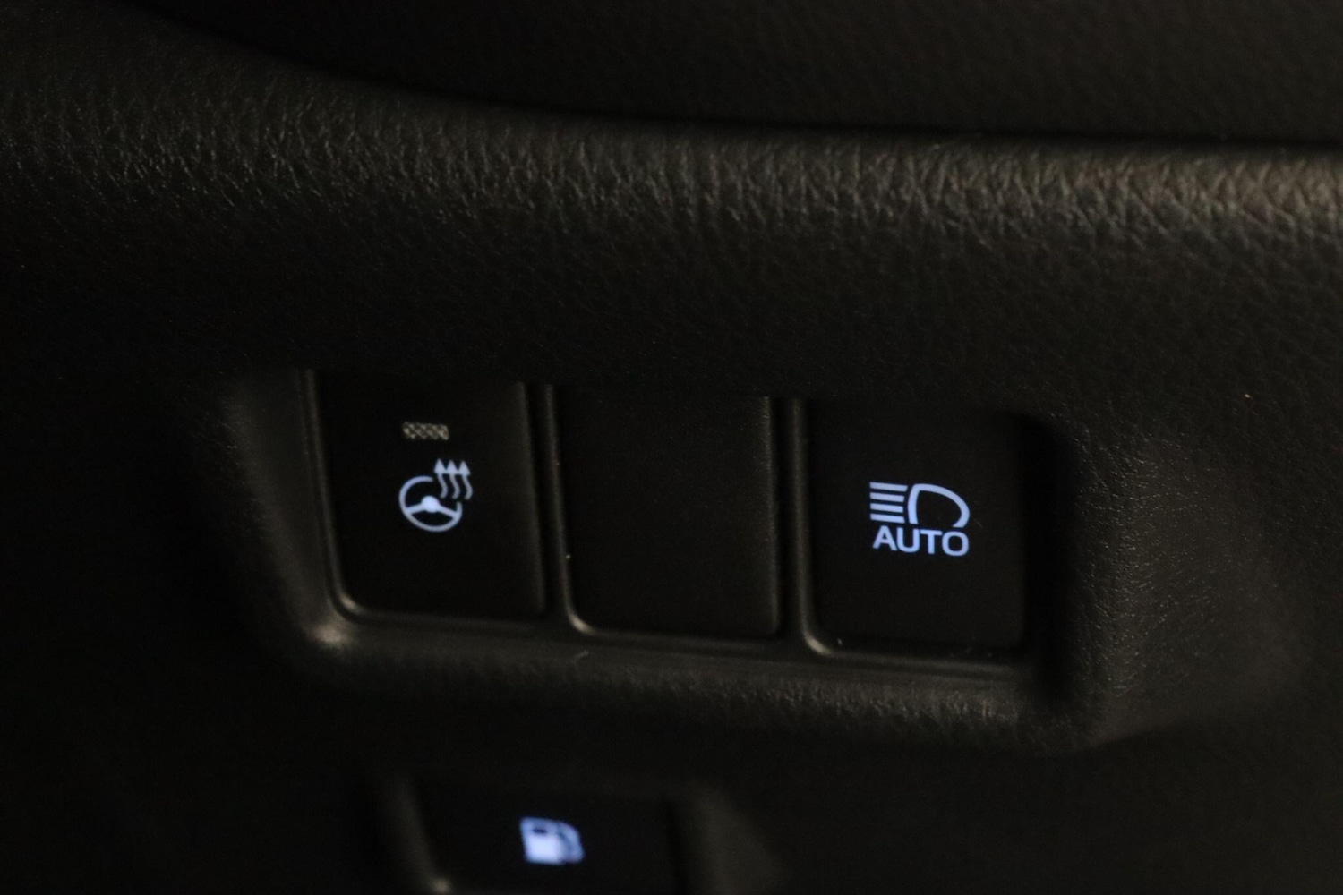 Used Toyota C-HR 2022 for sale - 77016699: Photo 20