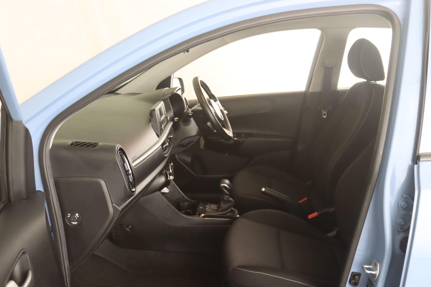 Used Kia Picanto 2021 for sale - 76899603: Photo 12