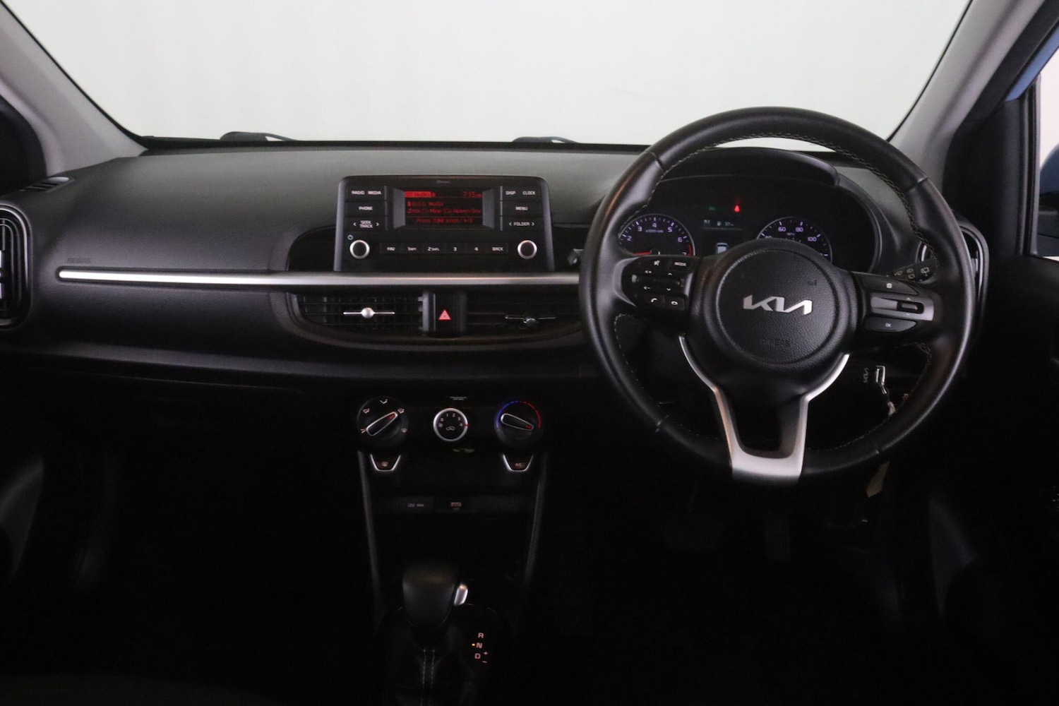 Used Kia Picanto 2021 for sale - 76899603: Photo 16