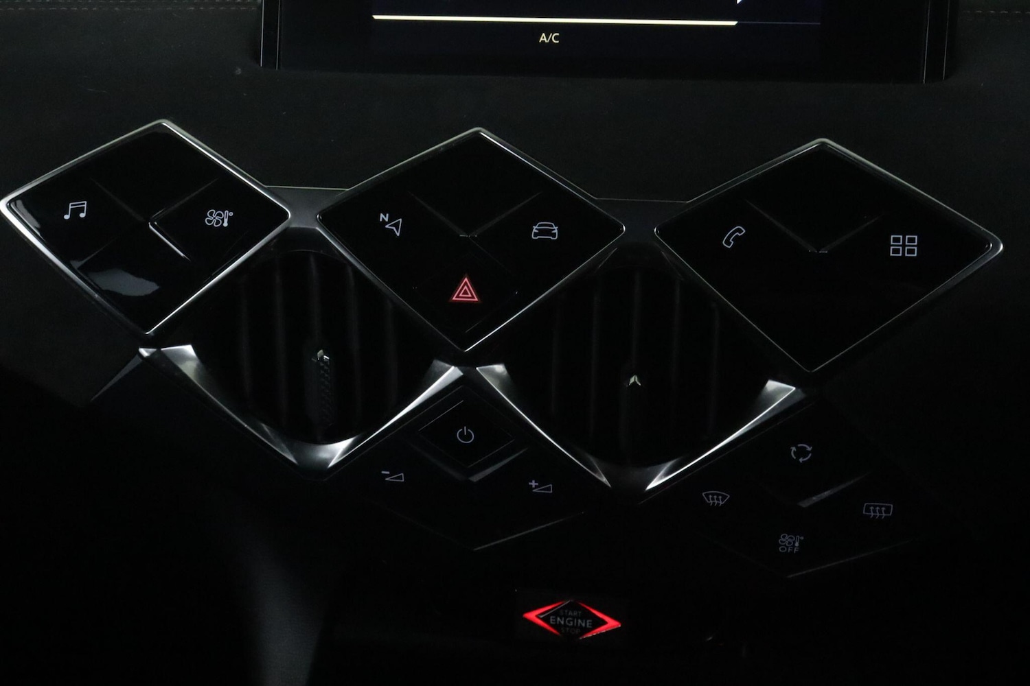 Used DS Automobiles DS 3 Crossback 2020 for sale - 76952979: Photo 18