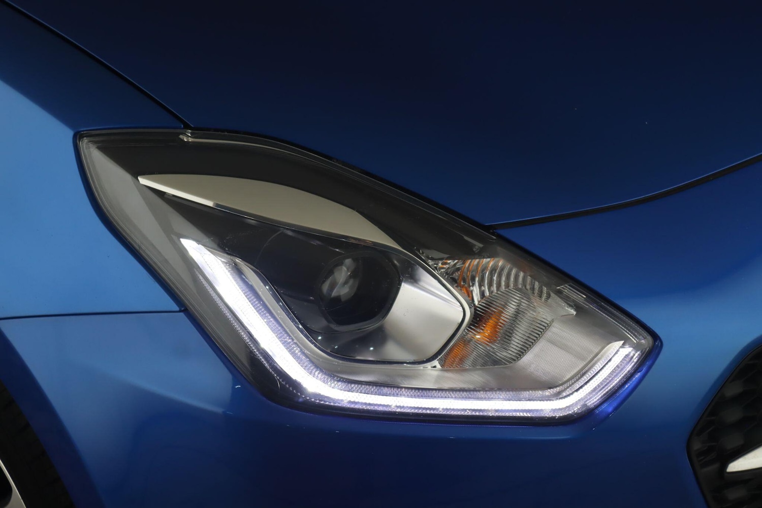 Used Suzuki Swift 2021 for sale - 76227776: Photo 9