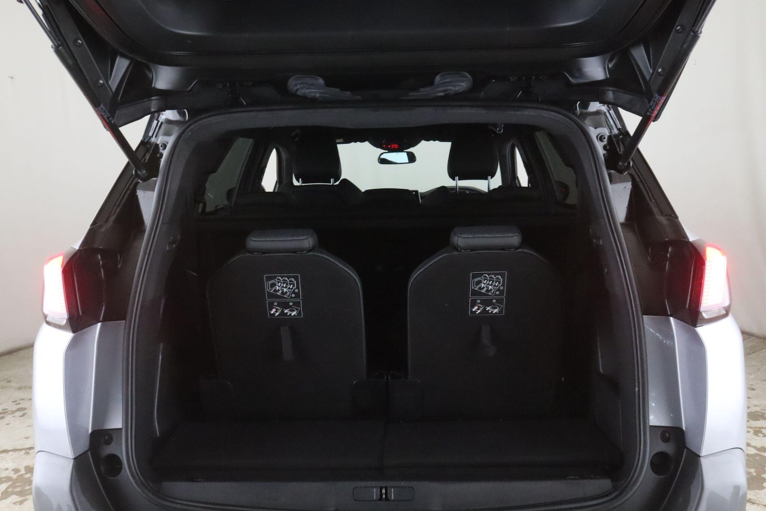 Used Peugeot 5008 2020 for sale - 77331924: Photo 13