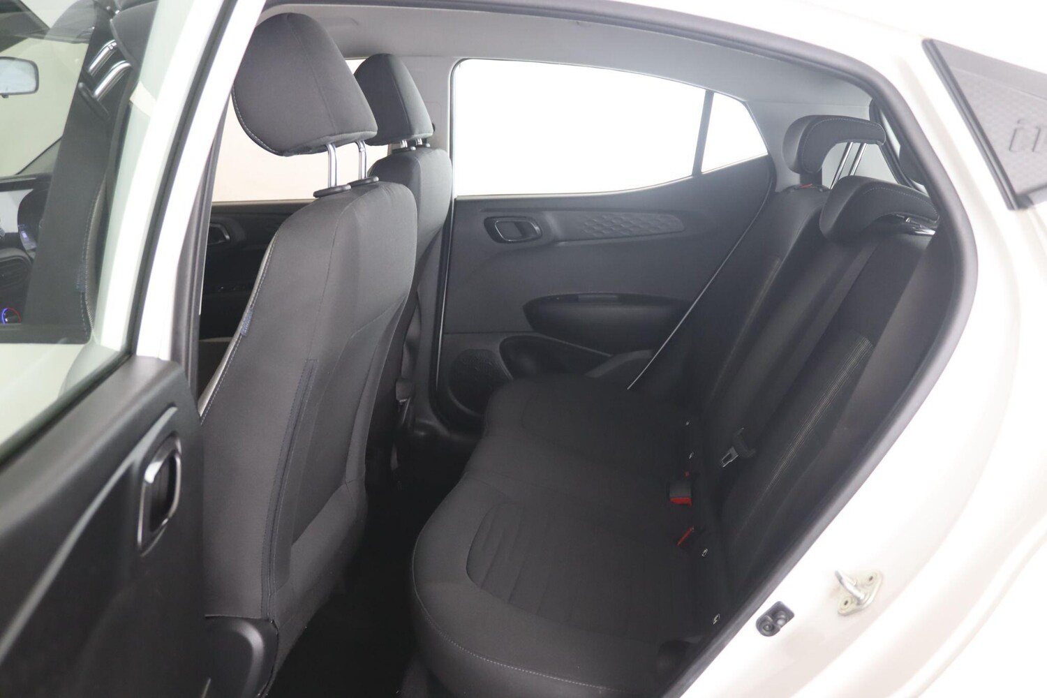 Used Hyundai i10 2021 for sale - 76499160: Photo 13